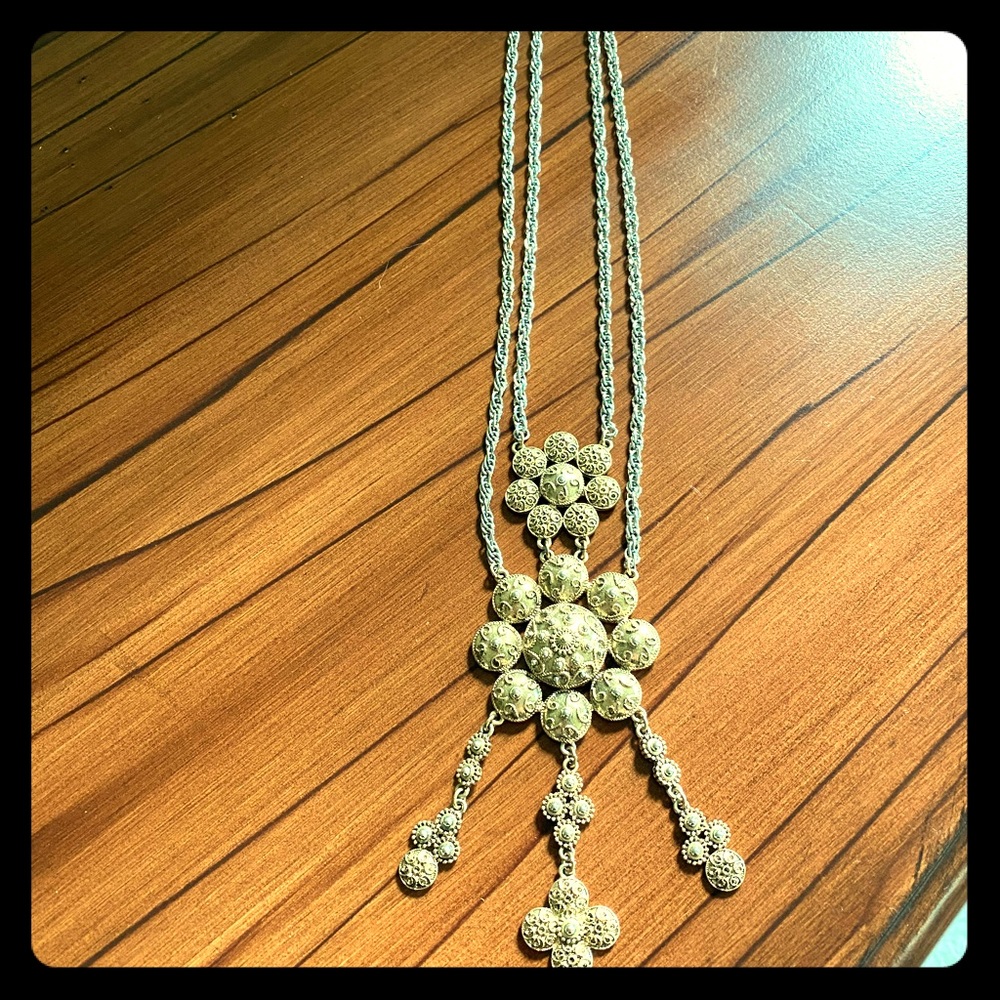 Beautiful statement necklace - conversation piece